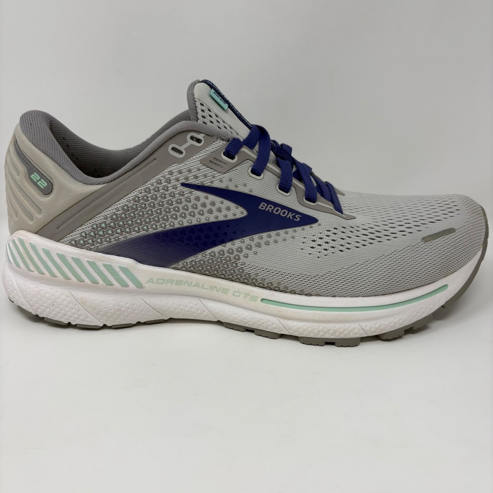 Brooks Adrenaline GTS 22 Women Size 10.5 Grey Running Shoes WORN ONCE